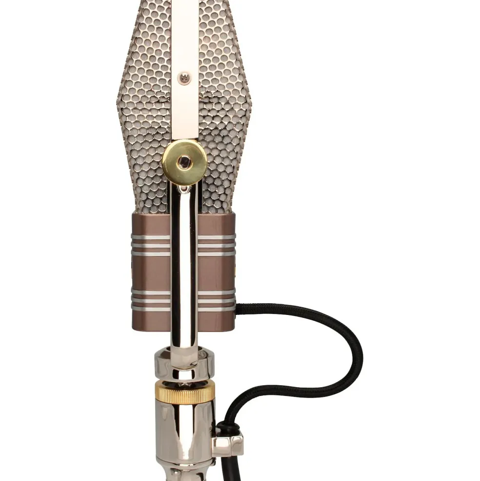 AEA Microphones A440 Active Big Ribbon Studio Microphone