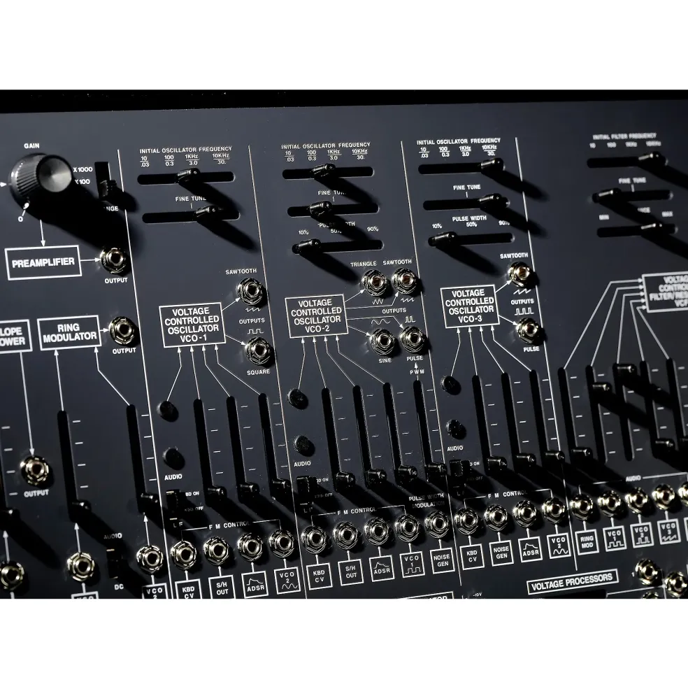 ARP 2600 M LTD Synthesizer With Case and MicroKEY2 37-Key Controller