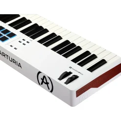 Arturia KeyLab Essential 49 mk3 Keyboard Controller With Sustain Block White