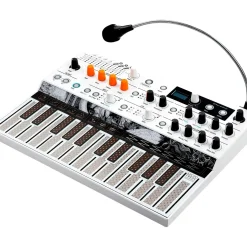 Arturia MicroFreak Vocoder Edition