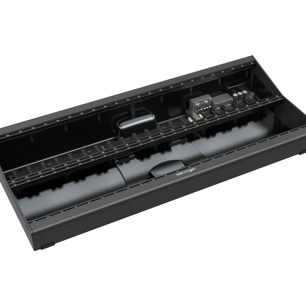 Behringer Eurorack GO 2 x 140 HP Eurorack Case