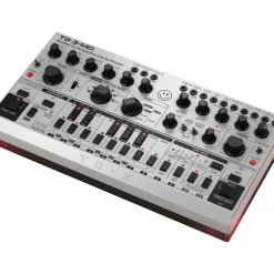 Behringer TD-3-MO-SR Analog Bass Line Synthesizer - Silver