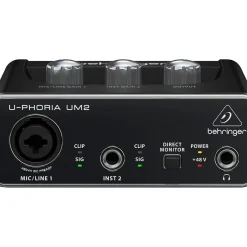 Behringer U-Phoria UM2
