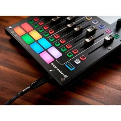 BOSS Gigcaster 8 Streaming Mixer