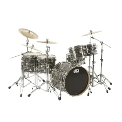 DW Collector's Series 5-Piece Lacquer Custom Shell Pack Mahogany/Maple with Chrome Hardware