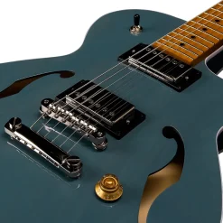 Godin Montreal Premiere Pro Hollowbody Electric Guitar Arctik Blue