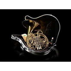 Holton H378 Intermediate French Horn