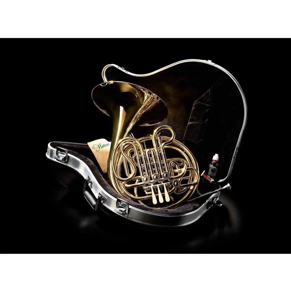 Holton H378 Intermediate French Horn