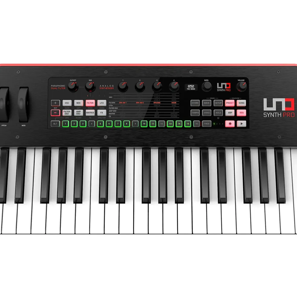 IK Multimedia UNO Synth Pro