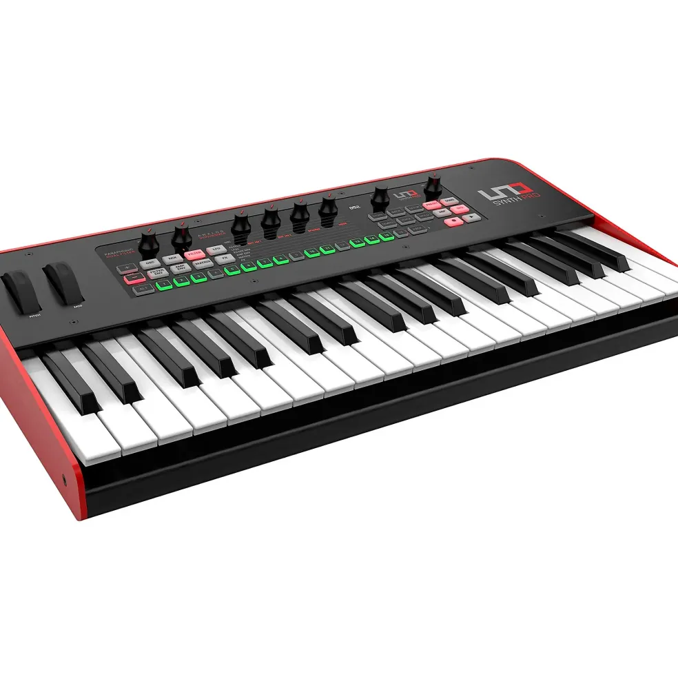 IK Multimedia UNO Synth Pro