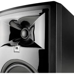 JBL 2.1 Studio Bundle With 306P MkII 6