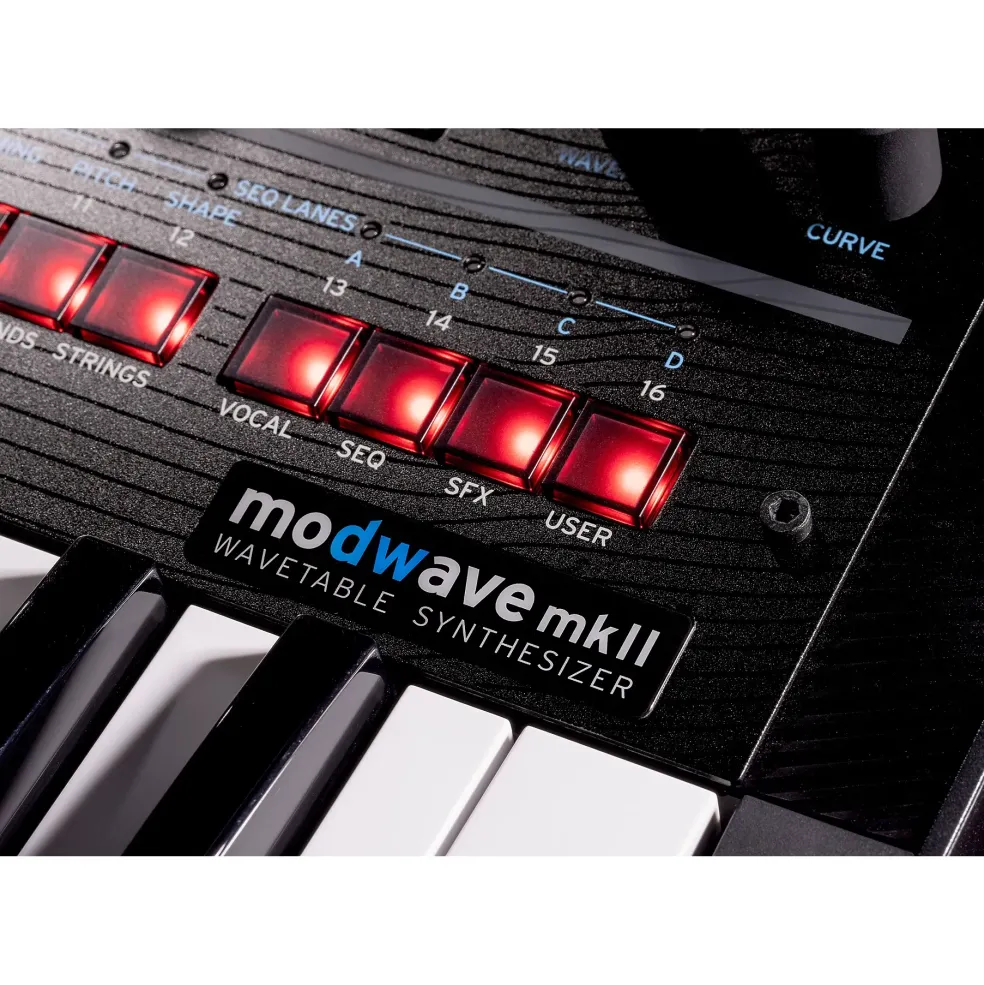 KORG modwave mkII Wavetable Synthesizer