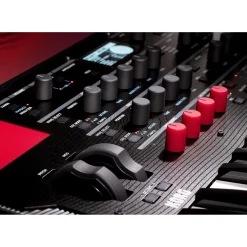 KORG modwave mkII Wavetable Synthesizer