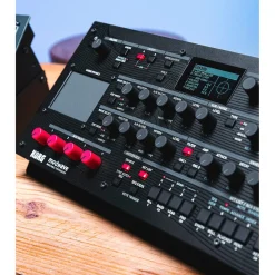 KORG modwave Wavetable Desktop/4U Rack