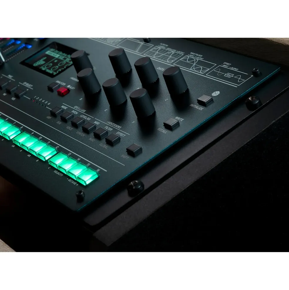 KORG opsix FM Desktop Desktop/4U Rack