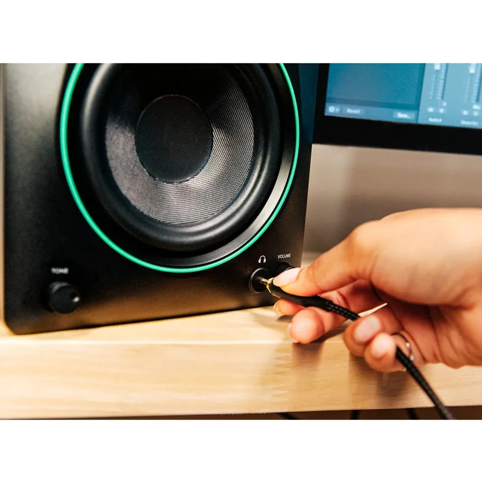 Mackie CR3.5 3.5" Powered Studio Monitors w/ Tone Control (Pair)