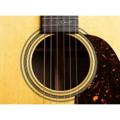 Martin 000-28 Eric Clapton Signature Auditorium Acoustic Guitar Natural