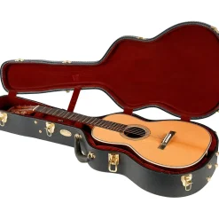 Martin 0012-28 Modern Deluxe 12-Fret Acoustic Guitar Natural