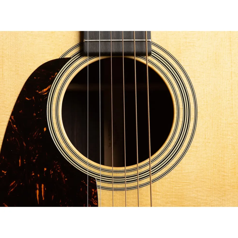 Martin 00-28 Standard Left-Handed Grand Auditorium Acoustic Guitar Aged Toner