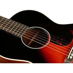 Martin CEO-7 00 Grand Concert Acoustic Guitar Sunburst