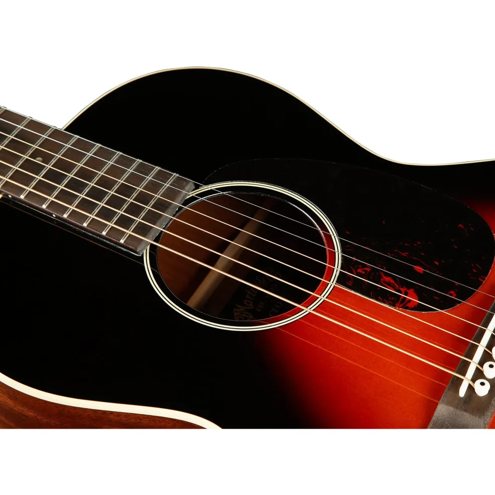 Martin CEO-7 00 Grand Concert Acoustic Guitar Sunburst