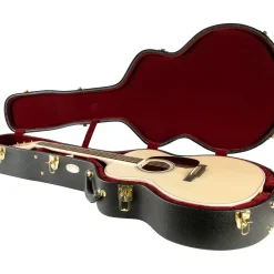 Martin Custom Shop 28 Style Dreadnought Premium Madagascar-Bearclaw Spruce Top Acoustic Guitar Natural
