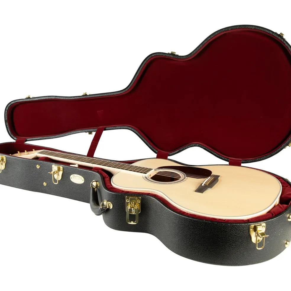 Martin Custom Shop 28 Style Dreadnought Premium Madagascar-Bearclaw Spruce Top Acoustic Guitar Natural