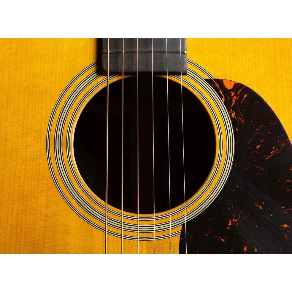Martin D-28 Authentic 1937 VTS Aged Acoustic Guitar Natural