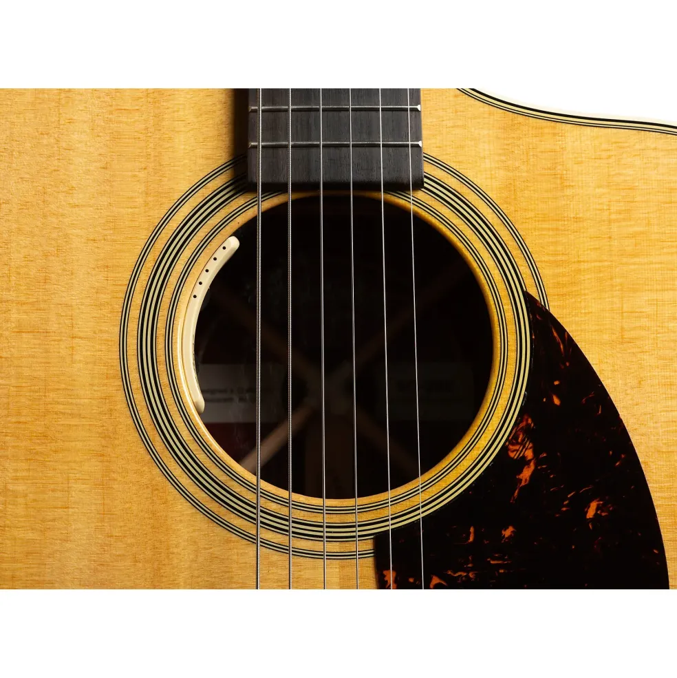 Martin SC-28E Acoustic-Electric Guitar Natural