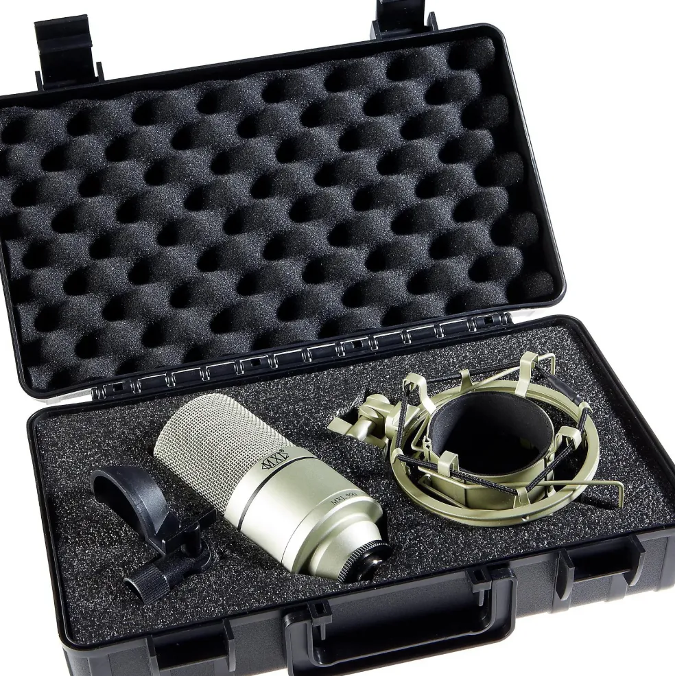 MXL 990 Large-Diaphragm Condenser Microphone With Shockmount