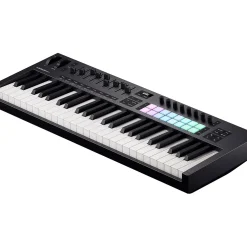 Novation Launchkey 61 MK4 Keyboard Controller