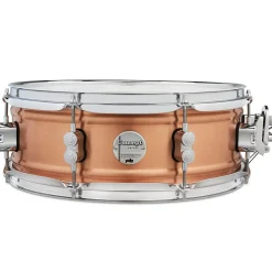 PDP by DW Concept Series Limited Edition 20-Ply Hybrid Walnut Maple Snare Drum 14 x 5.5 in. Satin Walnut