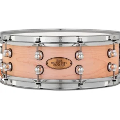 Pearl Music City Custom Solid Shell Snare Maple in Hand-Rubbed Natural Finish 14 x 5 in.