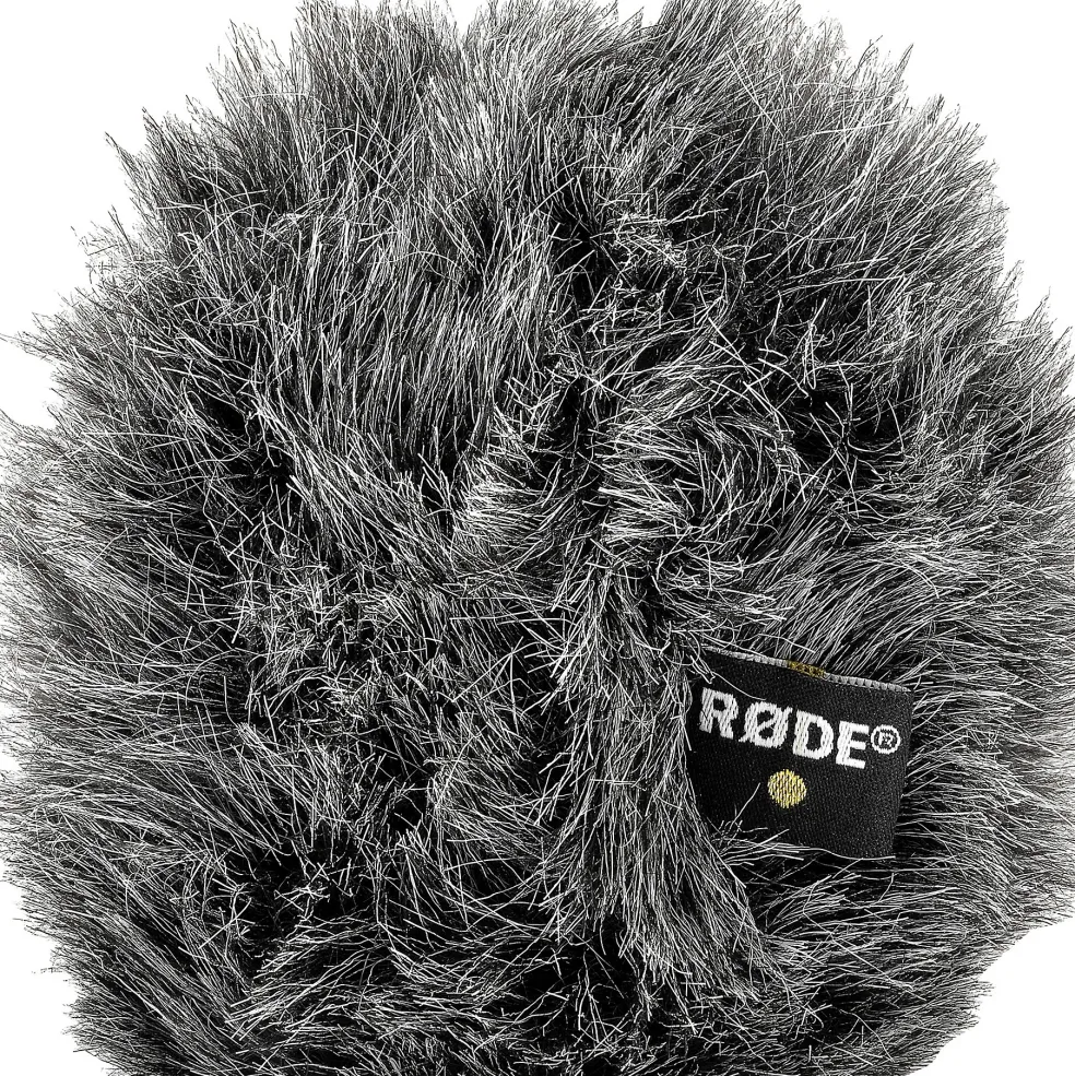 RODE Vlogger Kit for Mobile Phones With 3.5 mm Compatibility - Includes Tripod, MicroLED light, VideoMicro and Accessories