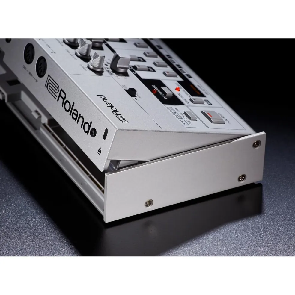 Roland TB-03 Boutique Bass Line