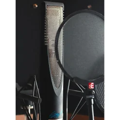 sE Electronics Rupert Neve Active Ribbon Microphone