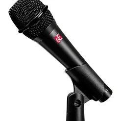 sE Electronics V7 Studio-grade Handheld Microphone Supercardioid Black