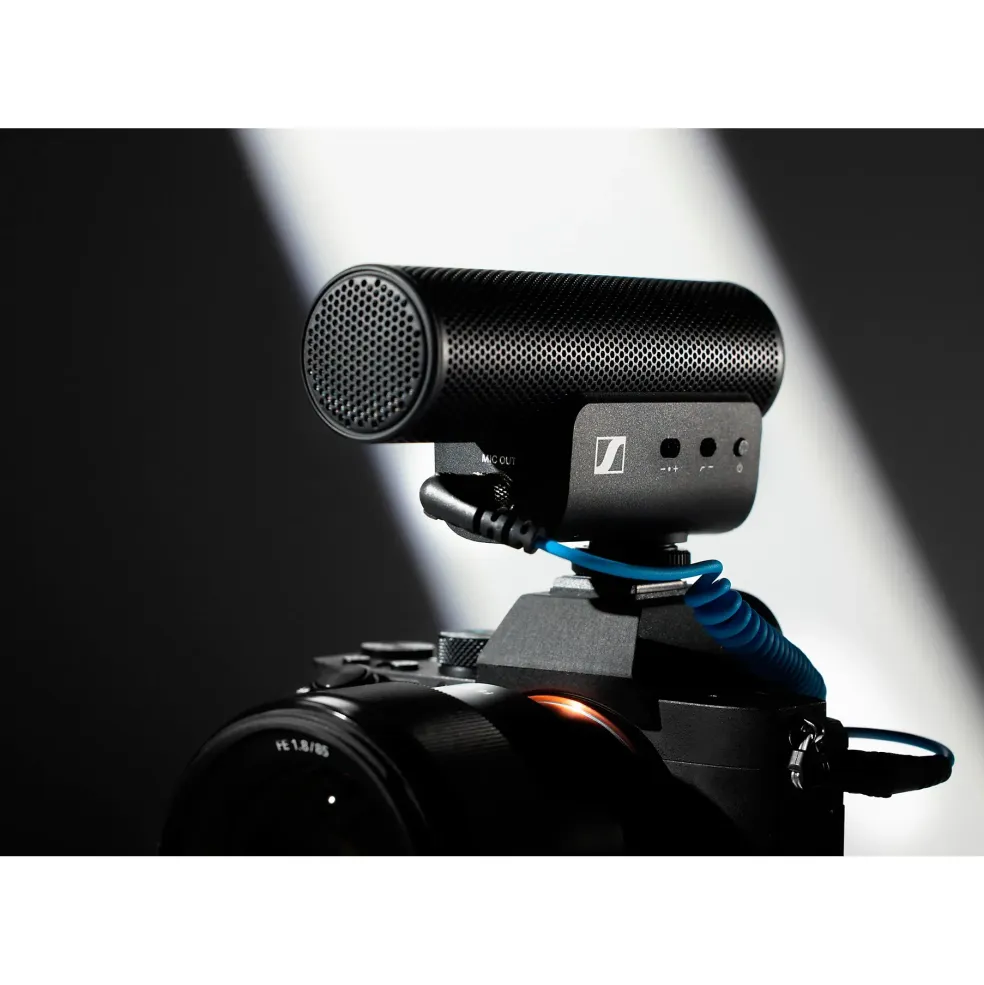 Sennheiser MKE 400 On-Camera Shotgun Microphone