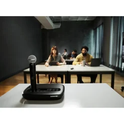 Shure MXW2X/SM58 Wireless Handheld Transmitter with SM58 Microphone Band Z10