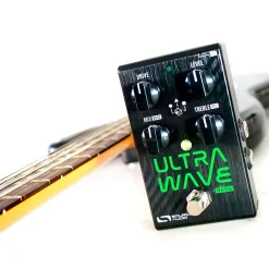 Source Audio Ultrawave Multiband Processor Bass Effects Pedal Black