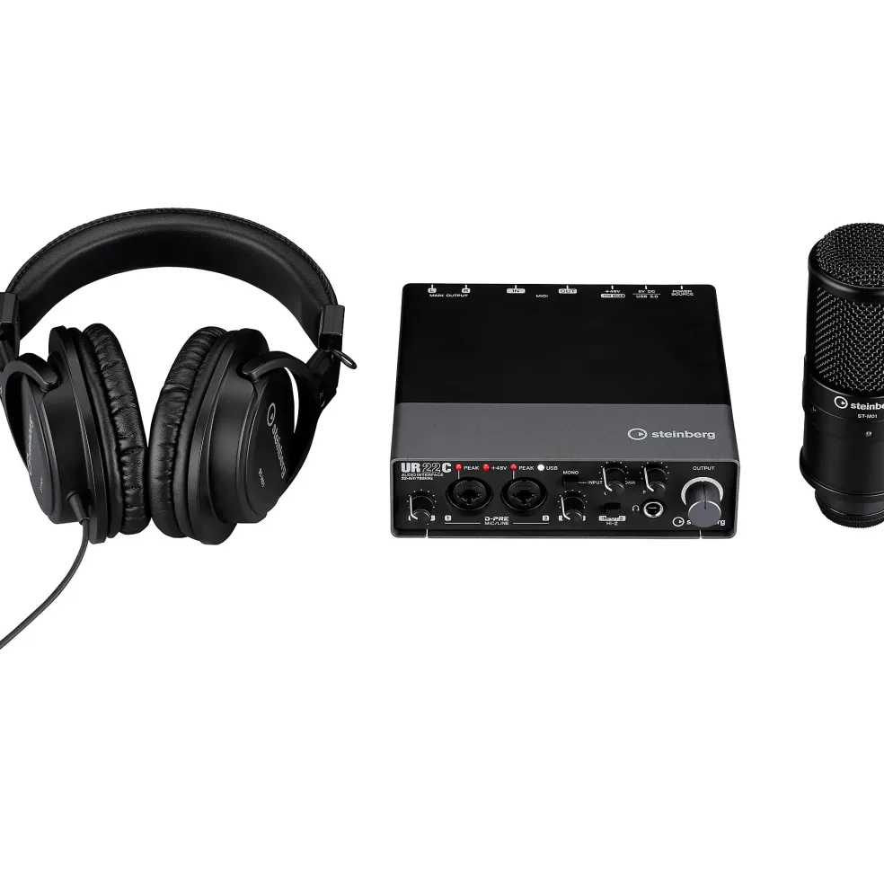 Steinberg UR22C Recording Pack With 2-In/2-Out USB 3.0 Type-C Audio Interface, Microphone & Headphones