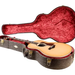 Taylor 818e Grand Orchestra Acoustic-Electric Guitar Natural