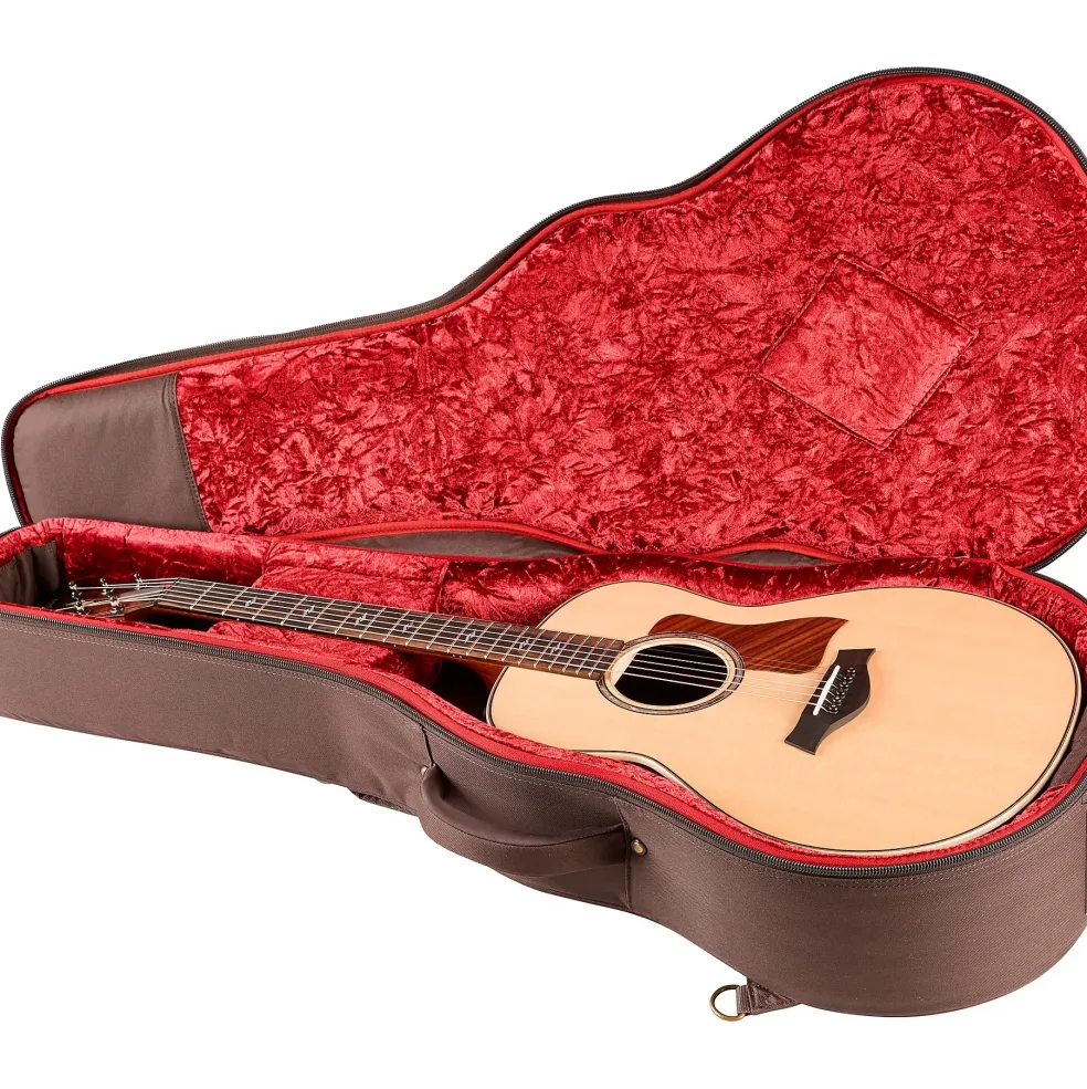 Taylor GT 811e Grand Theater Acoustic-Electric Guitar Natural