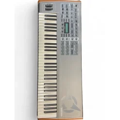 Used Access TI2 KEYBOARD Synthesizer