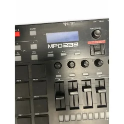 Used Akai Professional MPC KEY 37 Arranger Keyboard