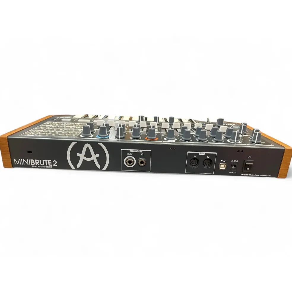 Used Arturia Minibrute 2 Synthesizer