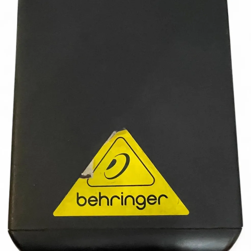 Used Behringer nekkst k5 Powered Monitor