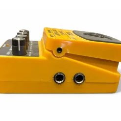 Used Behringer Ultra Bass Chorus BUC400 Bass Effect Pedal