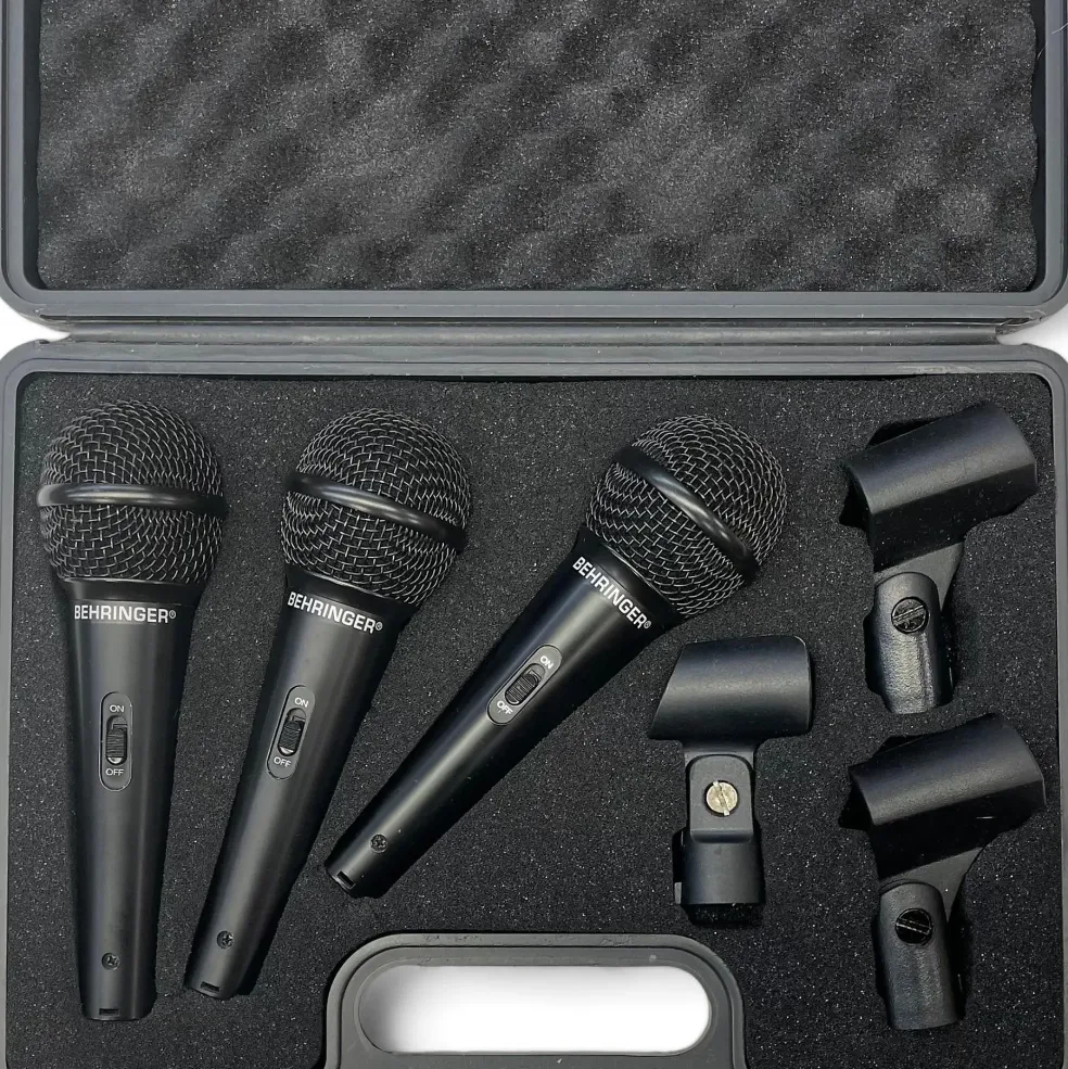 Used Behringer XM1800S Microphone Pack