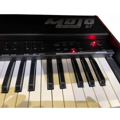 Used Crumar mojo 61 Organ